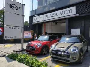 plaza mini surabaya